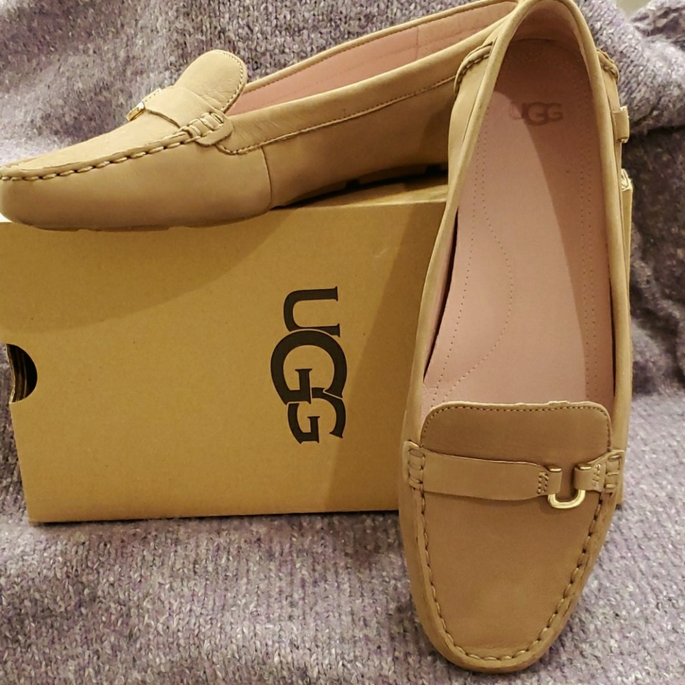 UGG CALLEN LOAFERS